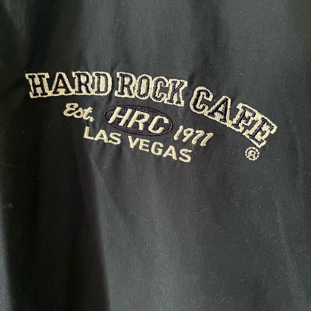 Hard Rock Cafe Black Embroidered Windbreaker Pullover Jacket Unisex - Picture 2 of 5